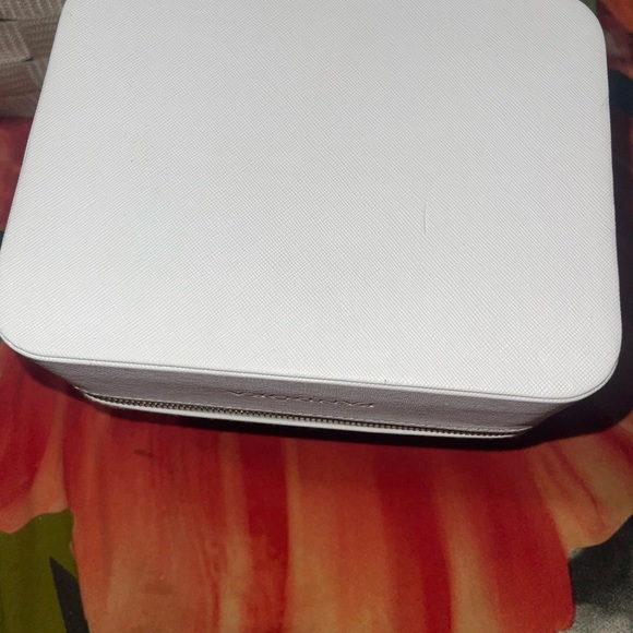 Pandora jewelry box - Picture 3 of 8